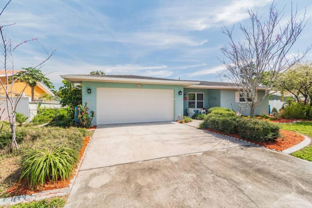 Casabetty Clearwater Floridaヴィラ エクステリア 写真